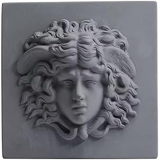 Elegant Medusa Stereoscopic Sculpture Snake Hair Statue Home Decor