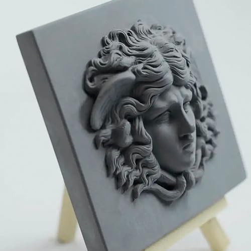 Elegant Medusa Stereoscopic Sculpture Snake Hair Statue Home Decor