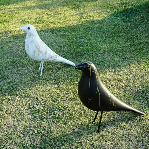 ThriBartLive Mid-Century House Bird Sculpture - Marble Vein White